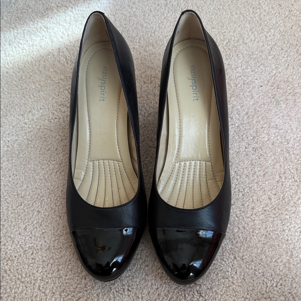 Easy Spirit Black Patent Toe Heels